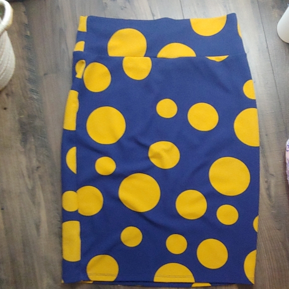 LulaRoe skirt - Picture 2 of 2